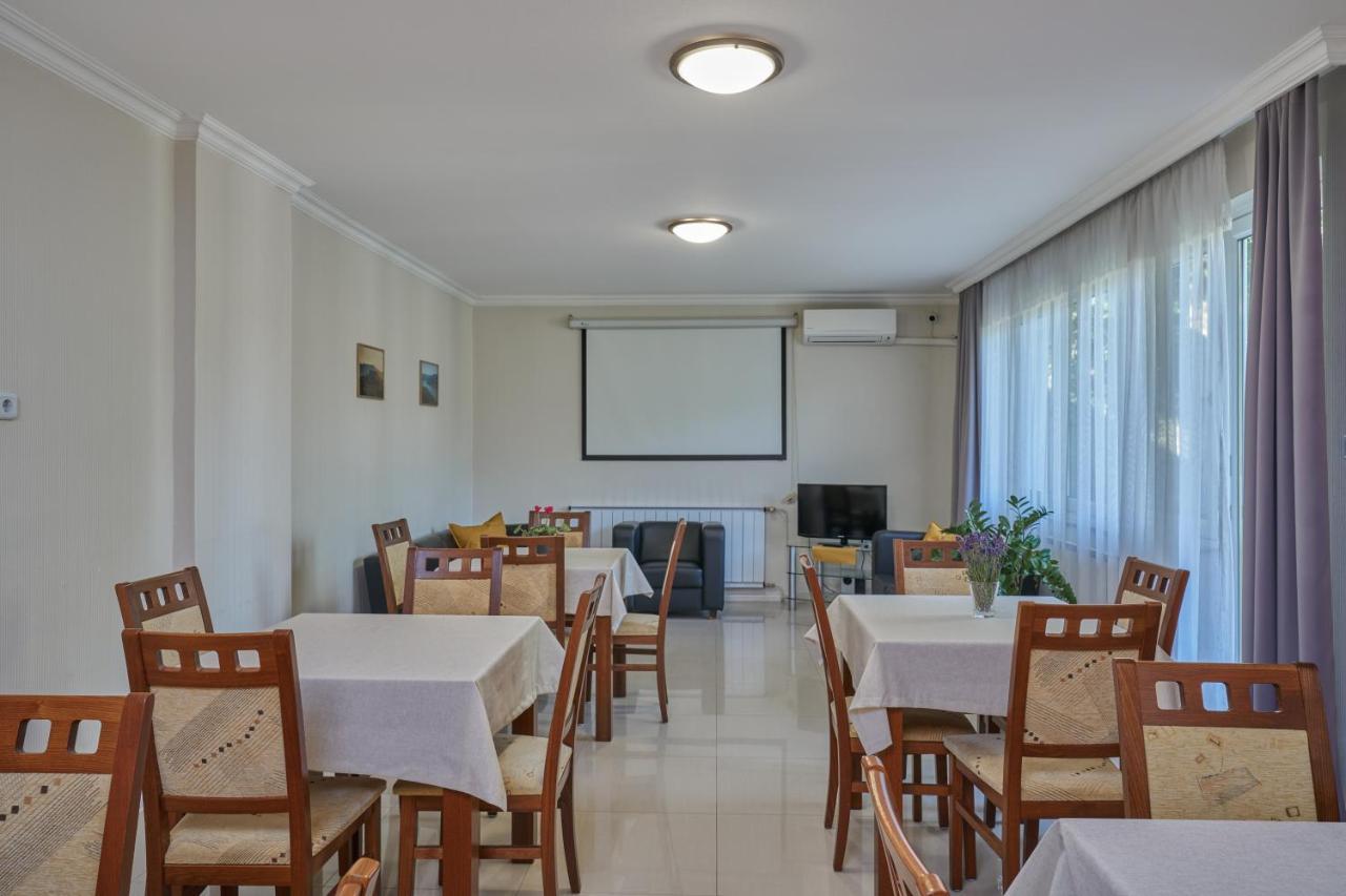 Villa Harmonia Panzio Visegrád Buitenkant foto
