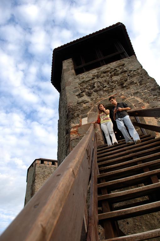 Villa Harmonia Panzio Visegrád Buitenkant foto