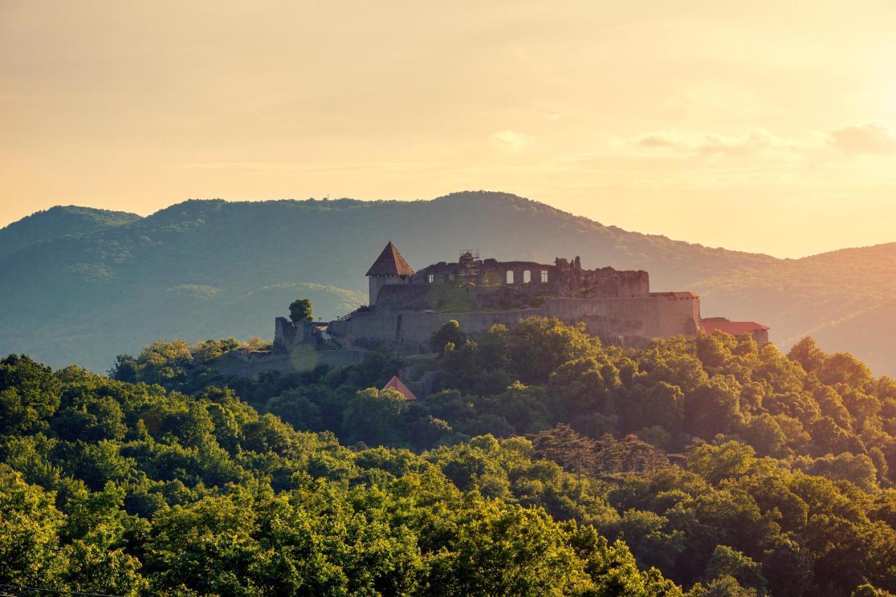 Villa Harmonia Panzio Visegrád Buitenkant foto
